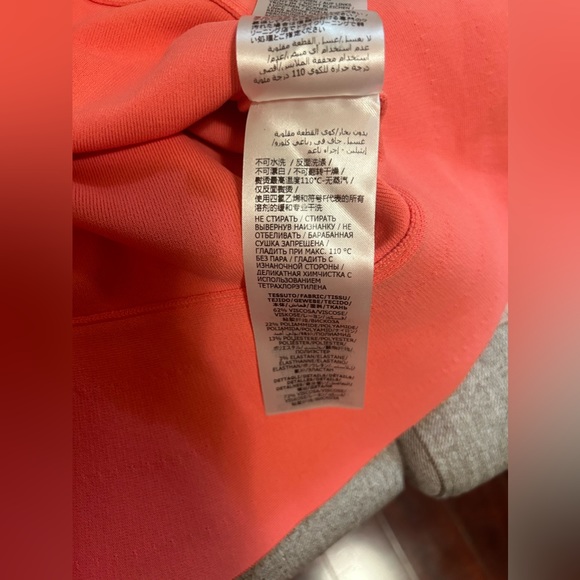 Alexander McQueen short ruffled skirt NWT - Picture 6 of 6